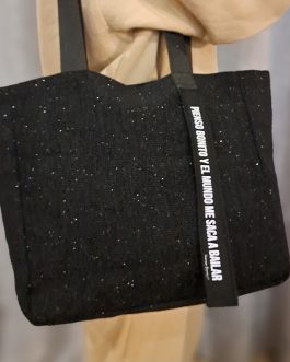 Bolso Rectangular negro brillito Etiqueta Vertical